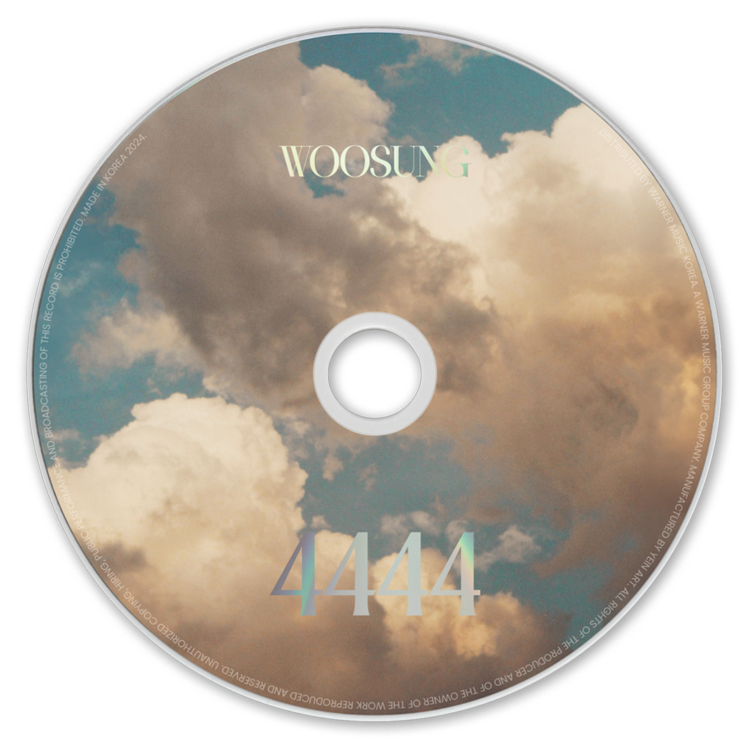 WOOSUNG 2nd Album '4444' Deluxe